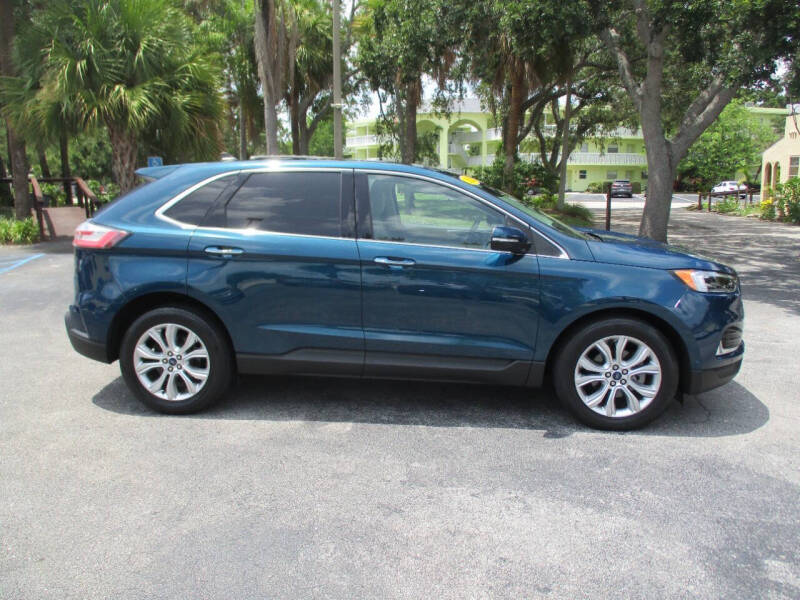 2020 Ford Edge Titanium