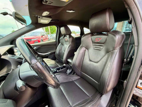 2017 Ford Focus ST