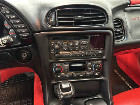 2004 Chevrolet Corvette