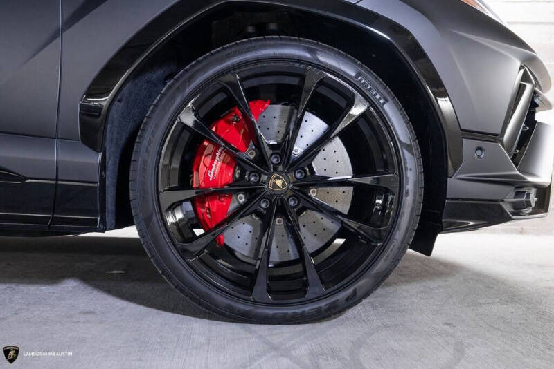 2024 Lamborghini Urus S