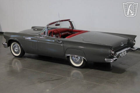 1957 Ford Thunderbird