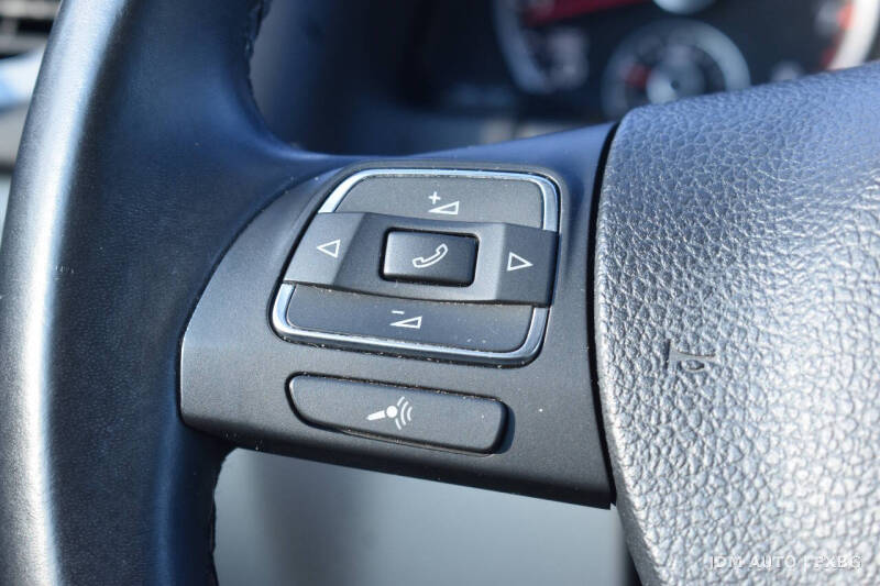 2014 Volkswagen Tiguan S