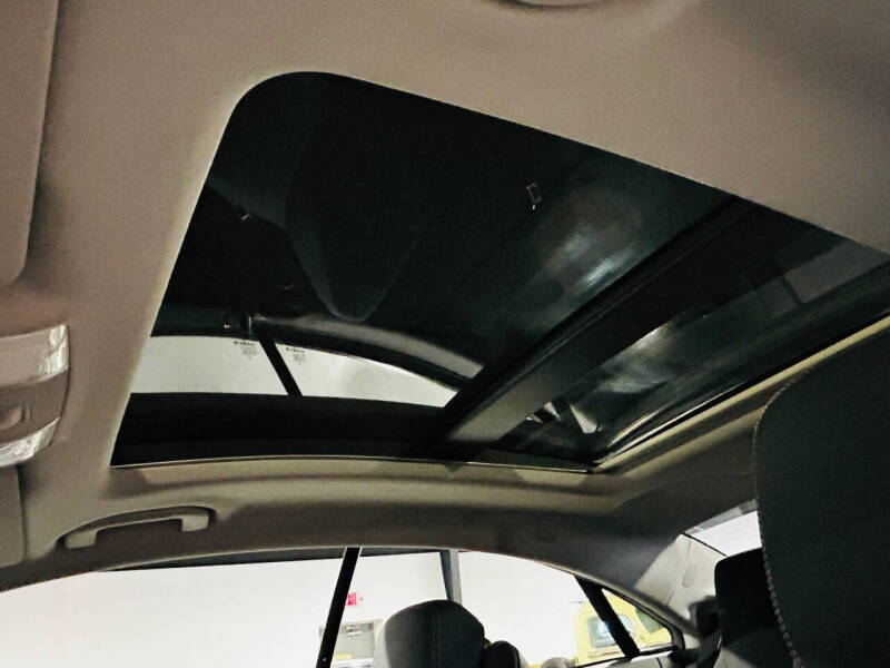 2011 Mercedes-Benz E350