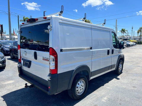 2017 RAM ProMaster 1500 118 WB