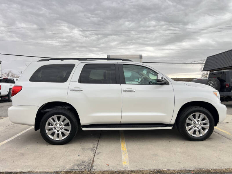 2016 Toyota Sequoia Platinum