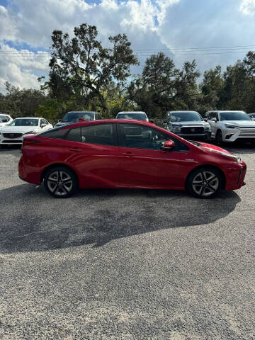 2019 Toyota Prius XLE