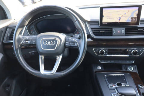 2019 Audi Q5 quattro Premium Plus 45 TFSI