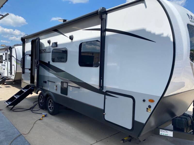 2023 Forest River FLAGSTAFF MICROLITE 25FBLS for sale at ROGERS RV in Burnet TX