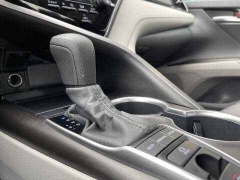 2022 Toyota Camry LE