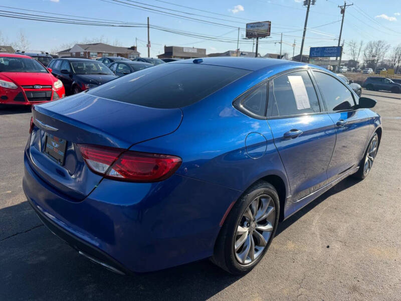 2015 Chrysler 200 S