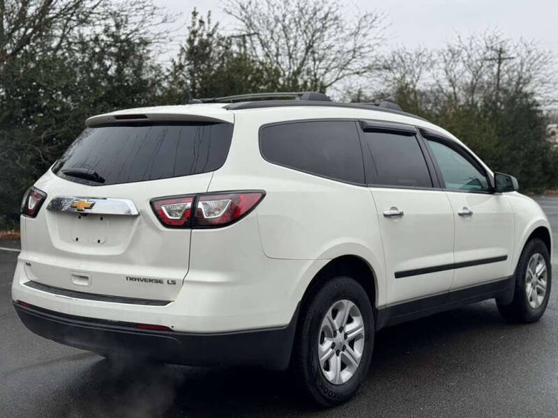 2013 Chevrolet Traverse LS