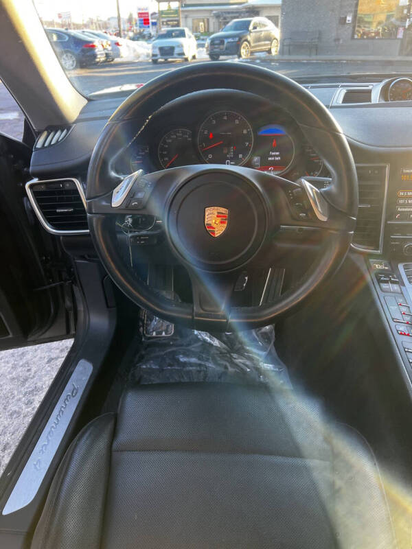 2014 Porsche Panamera 4
