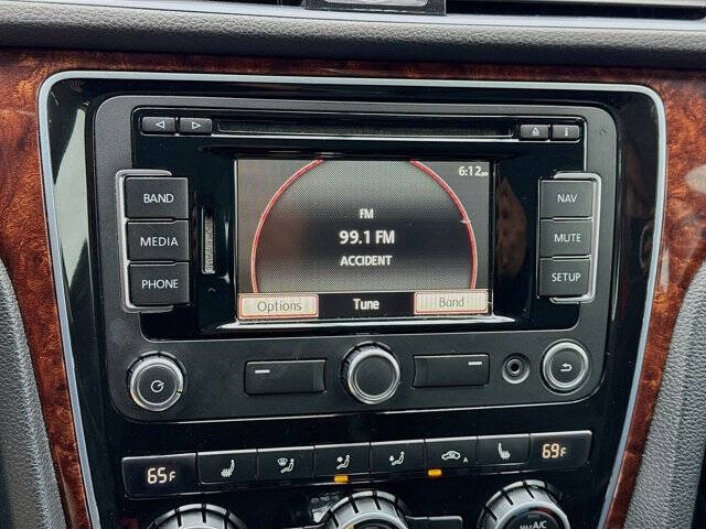 2013 Volkswagen Passat TDI SEL Premium