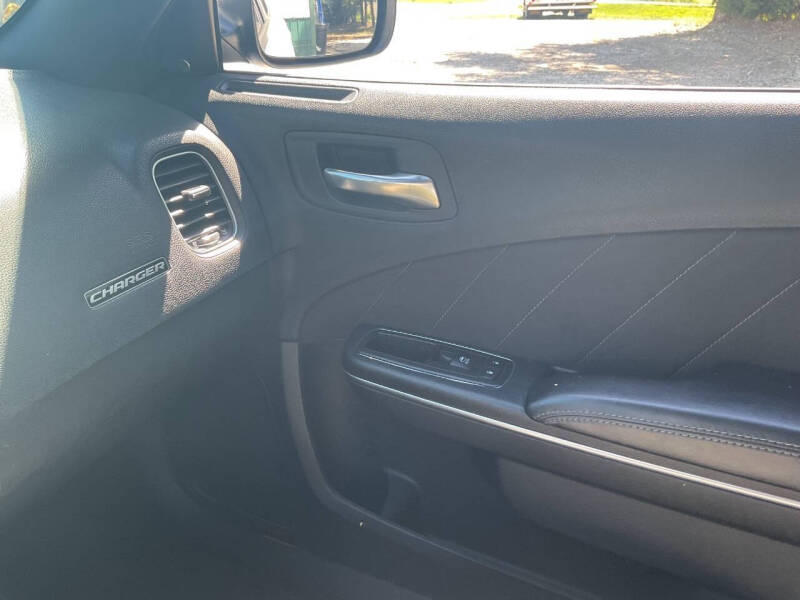 2016 Dodge Charger SXT