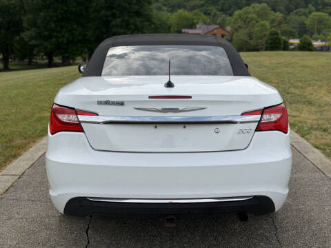 2012 Chrysler 200 Touring