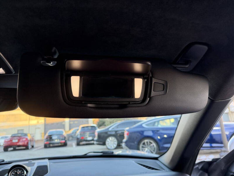 2017 Porsche 911 Carrera