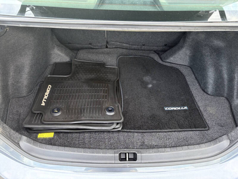 2014 Toyota Corolla LE Plus