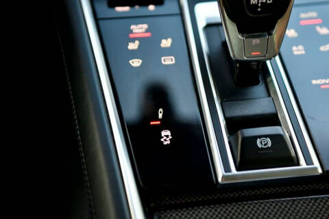 2018 Porsche Panamera Turbo S E-Hybrid