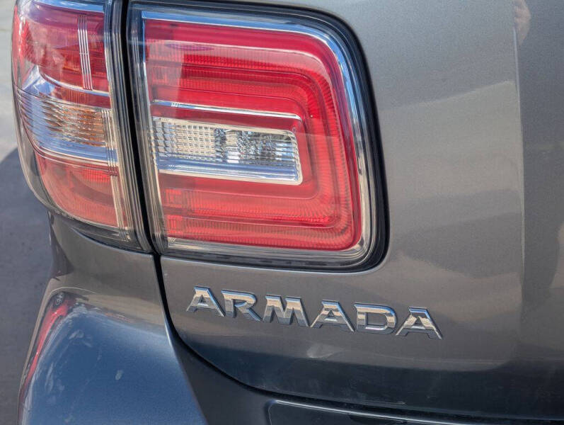 2017 Nissan Armada SV