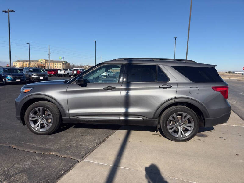 2023 Ford Explorer XLT