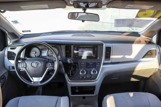 2016 Toyota Sienna L 7-Passenger