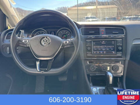 2021 Volkswagen Golf TSI