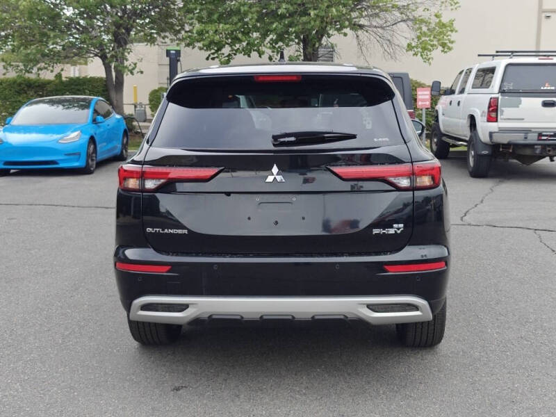 2025 Mitsubishi Outlander PHEV SE