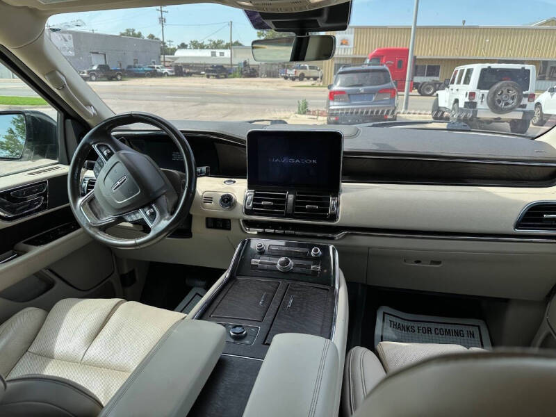 2018 Lincoln Navigator Select