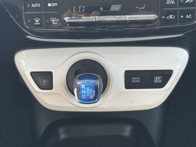 2017 Toyota Prius Two