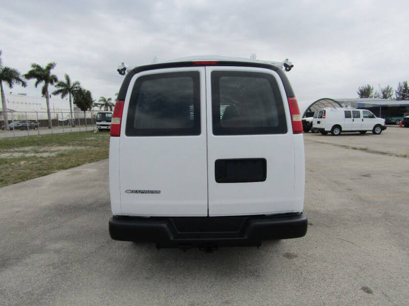 2009 Chevrolet Express 2500