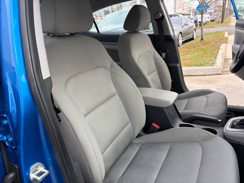 2018 Hyundai Elantra SEL