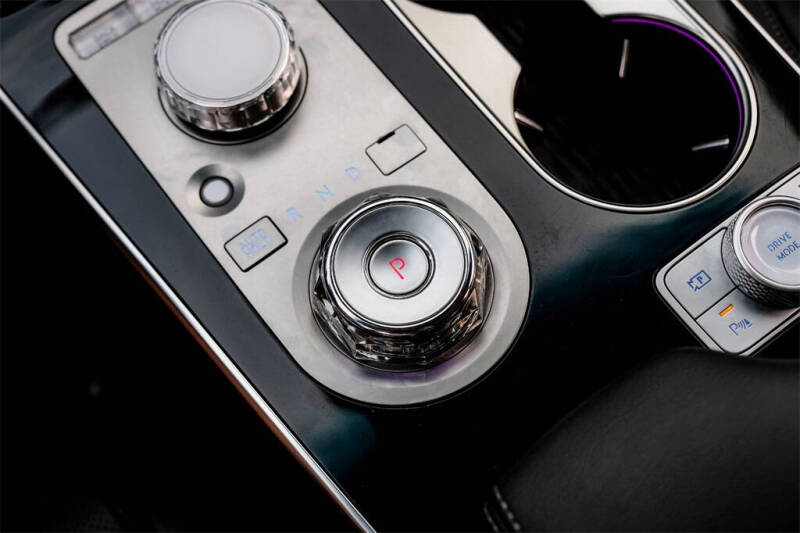 2025 Genesis GV80 2.5T Standard