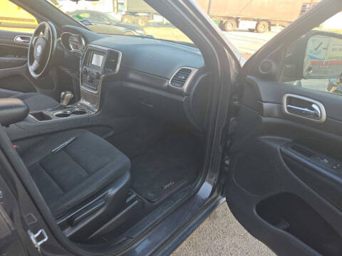 2017 Jeep Grand Cherokee Laredo