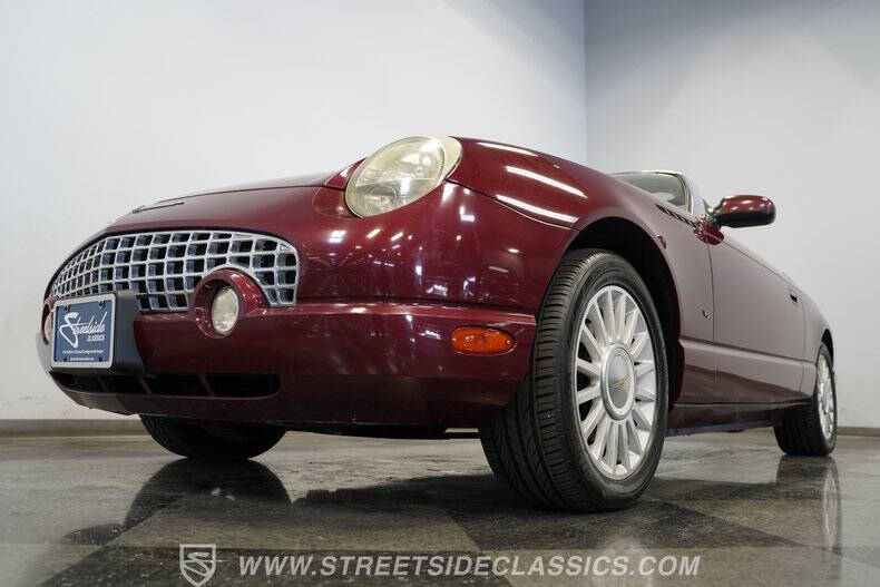 2004 Ford Thunderbird Deluxe