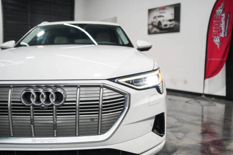 2019 Audi e-tron quattro Premium Plus