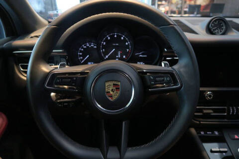 2023 Porsche Macan