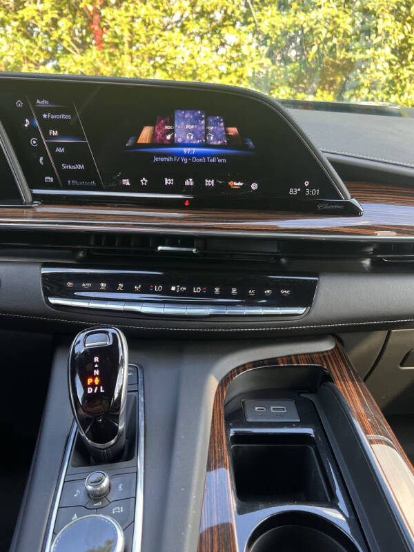 2021 Cadillac Escalade ESV Premium Luxury