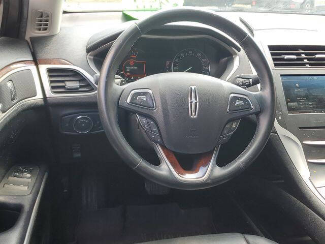 2016 Lincoln MKZ