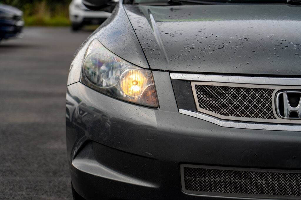 2009 Honda Accord for sale at Auto Destination in Puyallup, WA