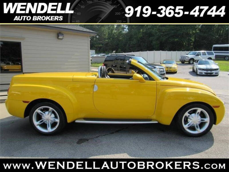 2004 Chevrolet SSR LS