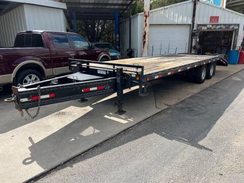 2014 PJ 25 FT EQUIPMENT HAULER for sale at Trophy Trailers in New Braunfels TX