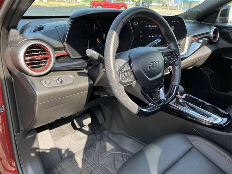 2024 Chevrolet Trax RS