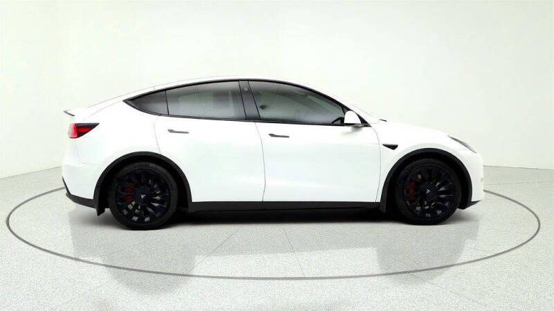 2023 Tesla Model Y Performance