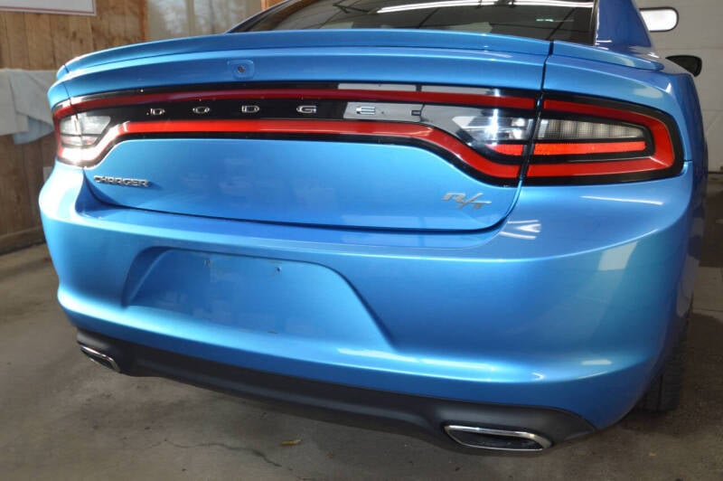 2015 Dodge Charger R/T photo 11