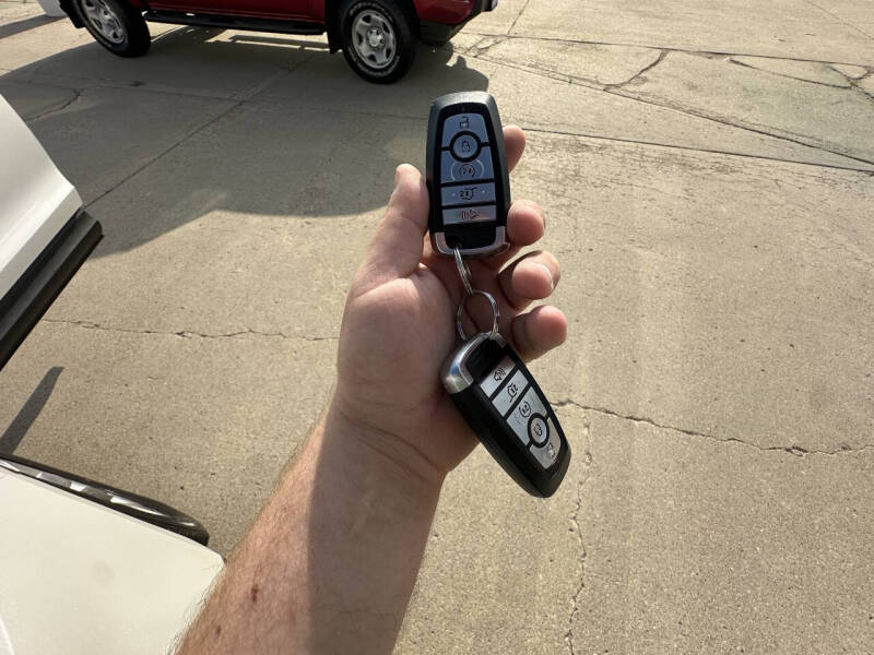 2021 Ford Edge Titanium