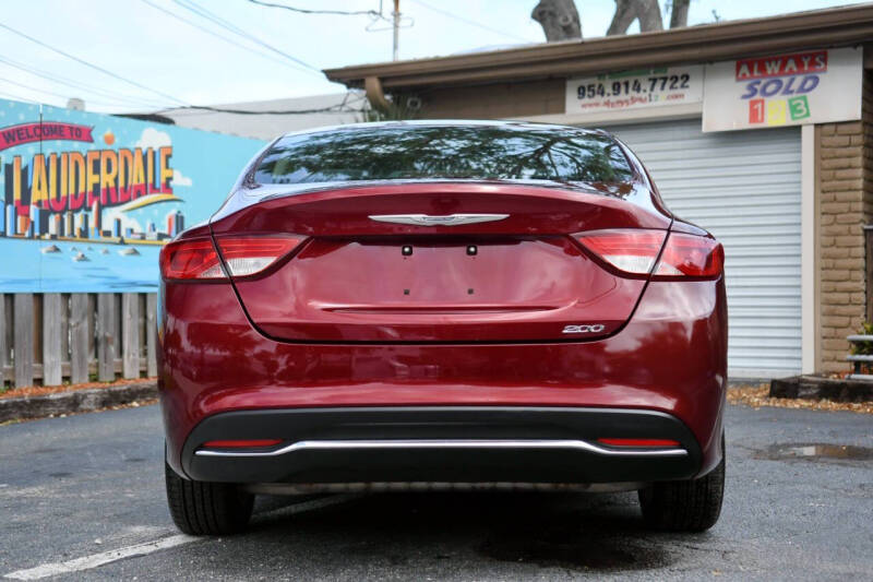 2015 Chrysler 200 Limited