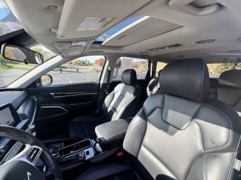 2025 Kia Telluride S