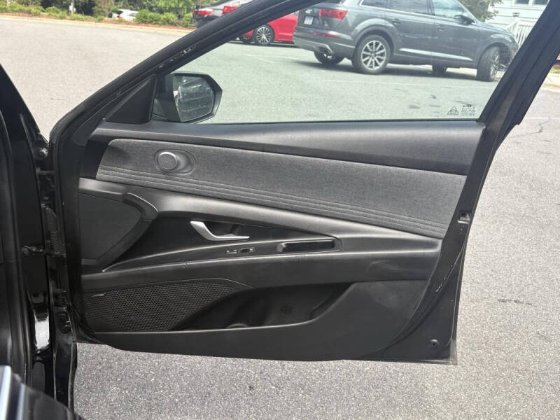 2023 Hyundai Elantra Hybrid Limited