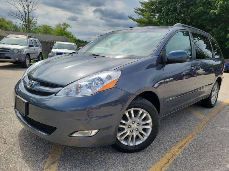 2008 Toyota Sienna for sale at J's Auto Exchange in Derry NH
