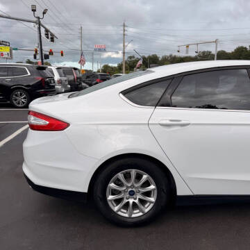 2016 Ford Fusion S